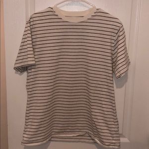 White tee with gray lines